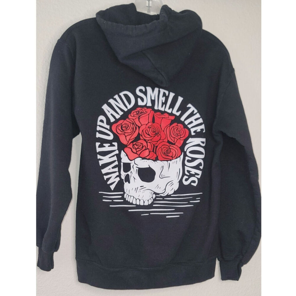 Unisex Black Graphic Hoodie Skull Roses "WAKE UP AND SMELL THE ROSES" Mens Small